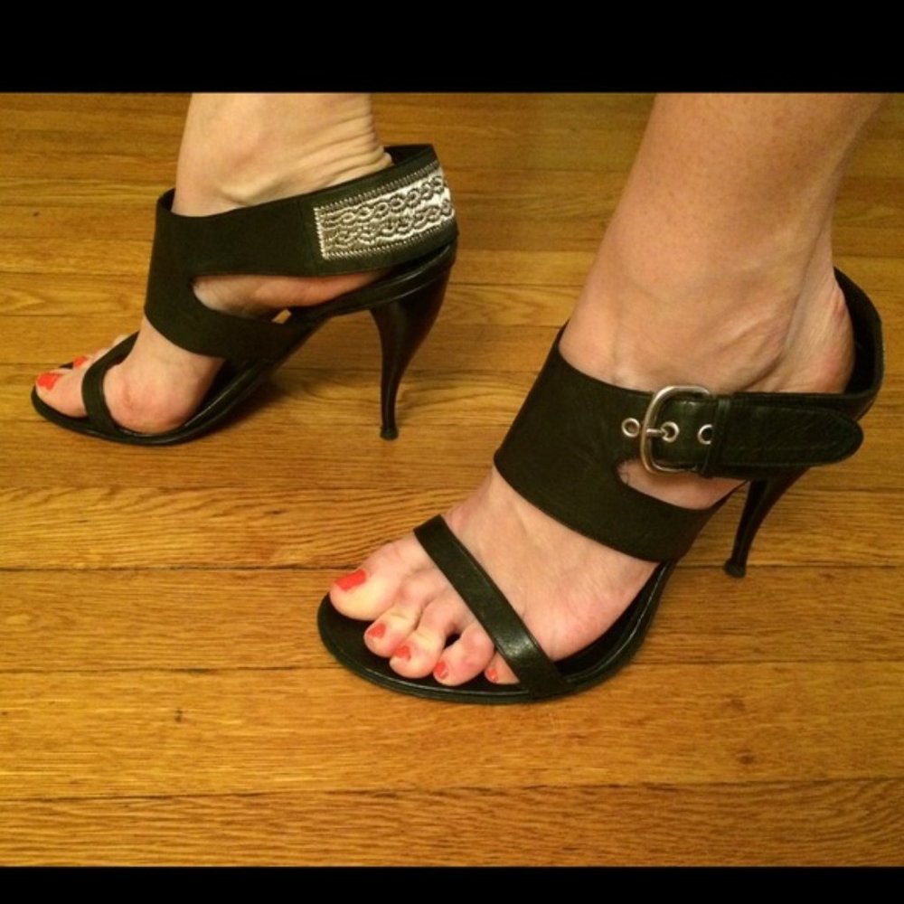 GIANNI BARBATO Black / Silver Sandal Strap Heel 39